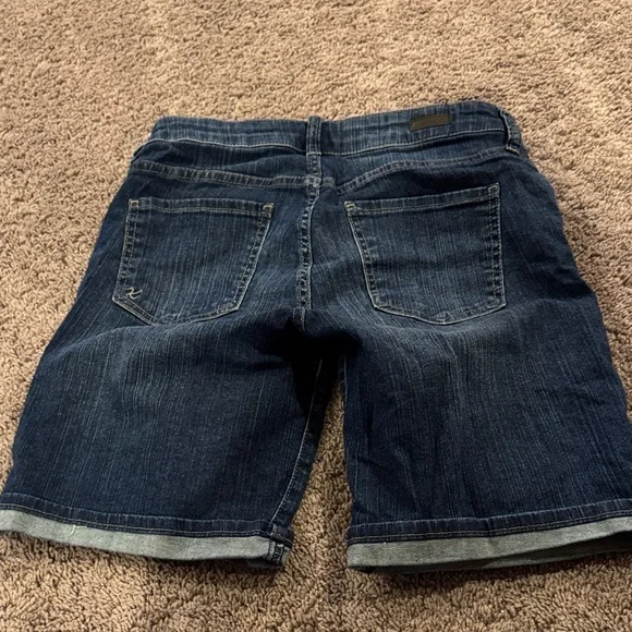 Kut from the Kloth Dark Blue Catherine Boyfriend Short Jeans SZ 2 rolled hem - Picture 7 of 7